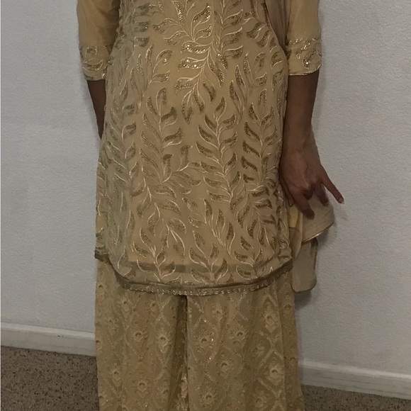 Sharara suit kammez length 37 chest 38 waist 16 hip 18 sharara length 41 - Picture 5 of 6